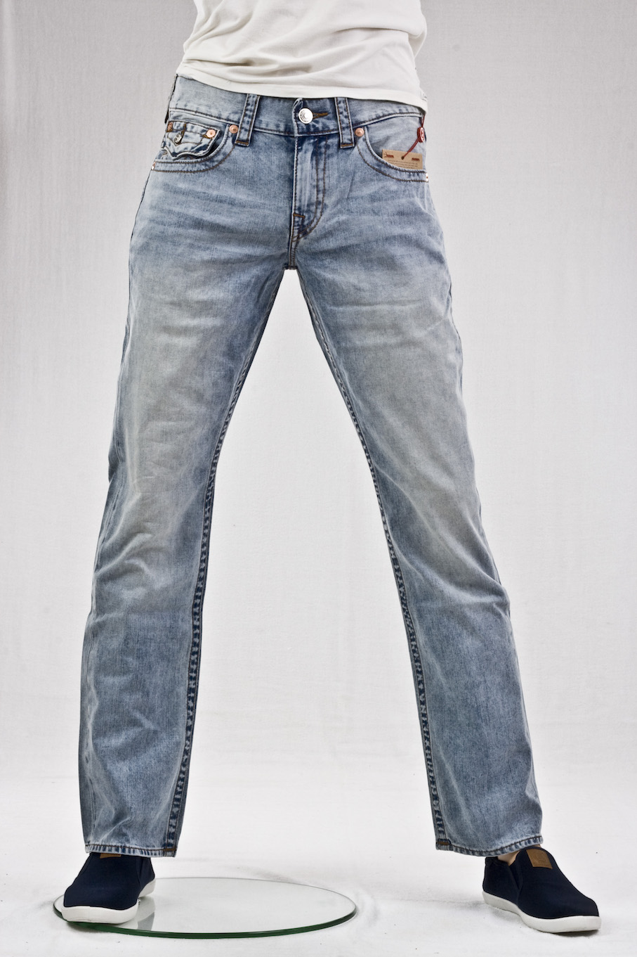 джинсы мужские True Religion "широкие прямые" straight flap red orange sn